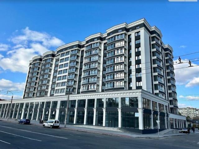 квартира 84 m2 Центр
