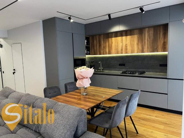 квартира 86 m2 Центр