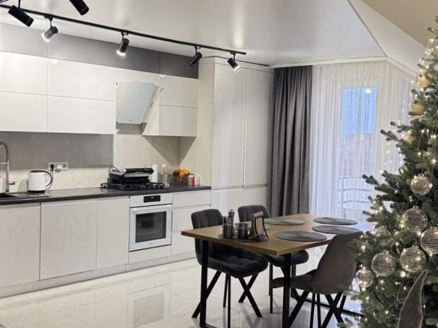 квартира 86 m2 Старый парк
