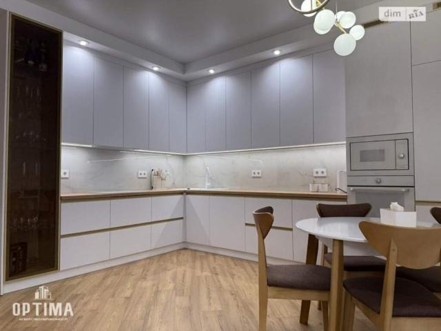 квартира 91 m2 Выставка