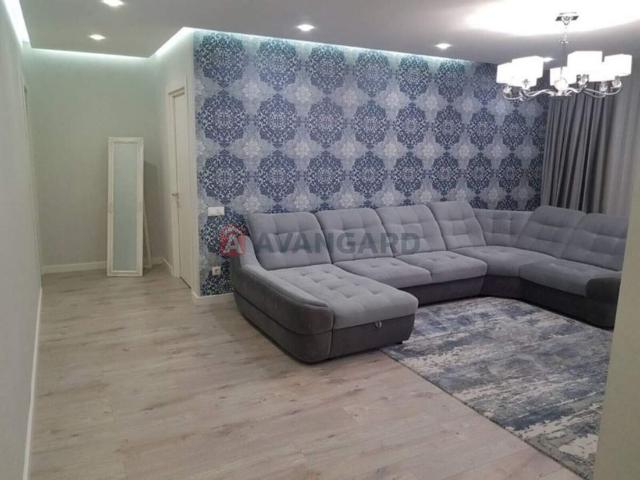 квартира 92 m2 Выставка
