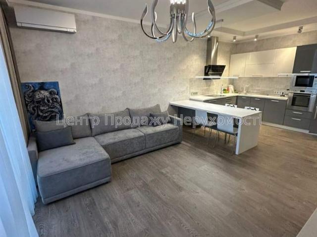 квартира 98 m2 Город и пригород