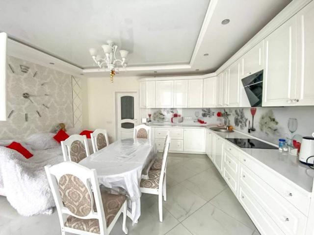 квартира 132 m2 Брюховичи