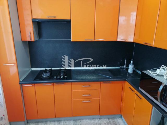 квартира 33 m2 Мотмос с