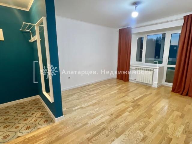 квартира 321 m2 Зональная Станция