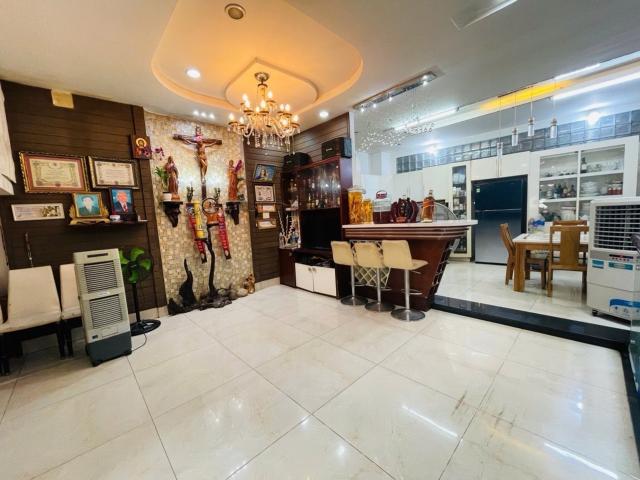 L2741* Nhà 4 tầng hẻm 10m Dương Quảng Hàm Gò Vấp, giá 18. X tỷ