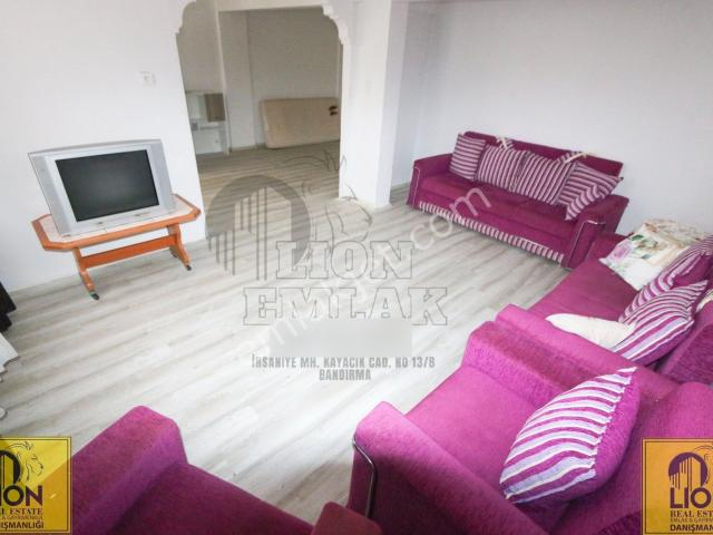 Lıon Emlak'tan 17 Eylül'de Çarşı Merkezde Eşyalı Kiralık Daire