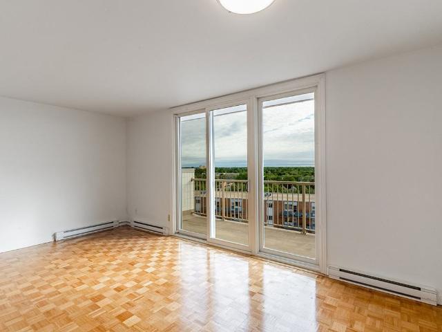 L & B Towers 3 Bedroom Apartment for Rent at 415 Edison Ave, Winnipeg, MB R2G 0M3 Rossmere
