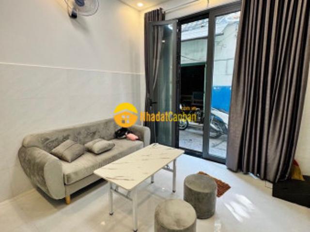 Lạc long quân. Tân bình giáp. Q. 10.18m23tầng. Chỉ nhỉnh 3 tỷ