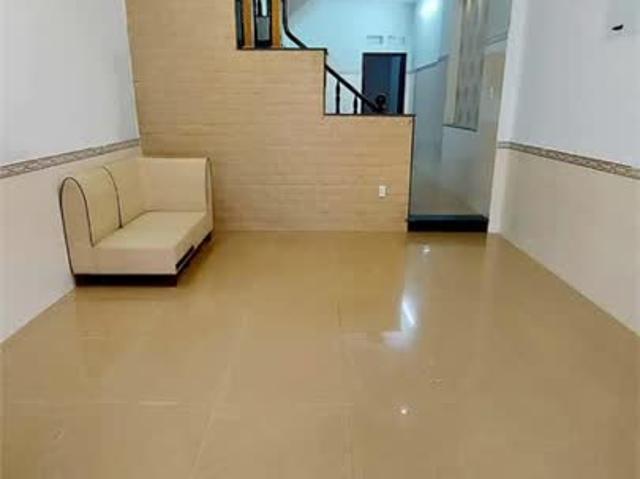 Lỗ chứng bán căn 2 mặt tiền, HXH kế Phạm Văn Đồng, Thủ Đức, chỉ hơn 6 tỷ