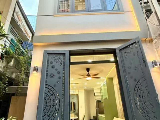 Lý Chính Thắng Thông Nam Kỳ Khởi Nghĩa P. Võ Thị Sáu Q. 3 30m2 4 Tầng 3PN Nhỉnh 5 tỷ