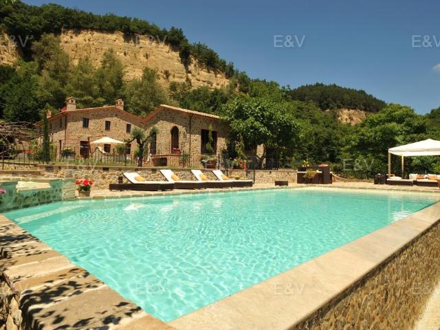 L’Essenza del lusso tra storia e natura 720m² Orvieto