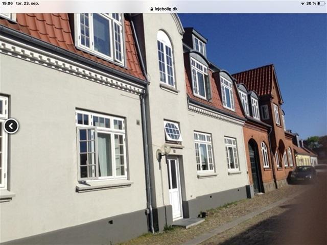 Lækker centralt beliggende stue lejlighed på 80 m2, Ringkøbing