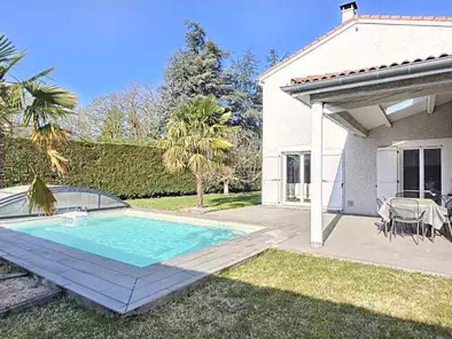 La Talaudière 42350 Achat / Vente maison 6 pièces t6 piscine parking