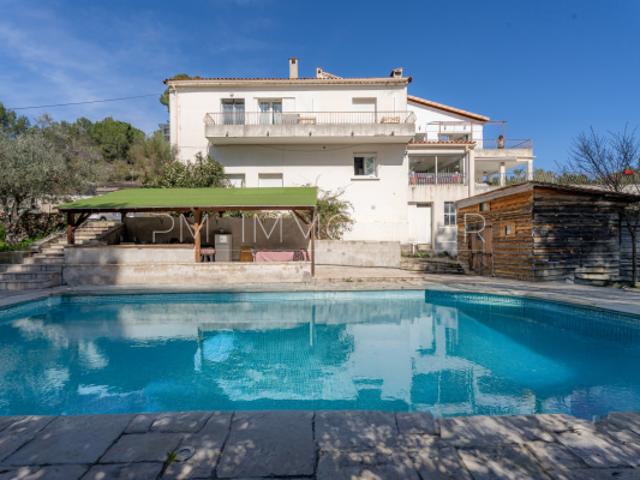 LA TERRASSE DES PINS