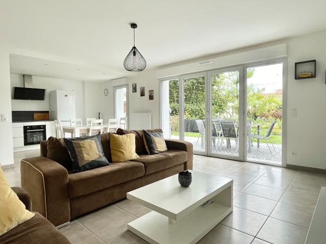 La Teste de Buch centre ! Maison/ Appartement T4 de 97 m2, jardin, Box et parking
