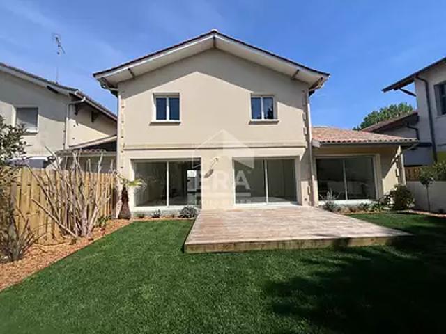 La Teste de Buch 33260 Achat / Vente maison 6 pièces t6 au dernier étage terrasse