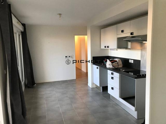 LA TESTE DE BUCH 33260 APPARTEMENT DE M2 JOLIE VUE DEGAGE