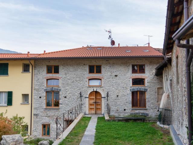 La Torretta della Pescalina – History and Comfort