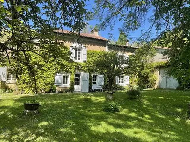 La Tour Blanche Cercles 24320 Achat / Vente maison 6 pièces t6