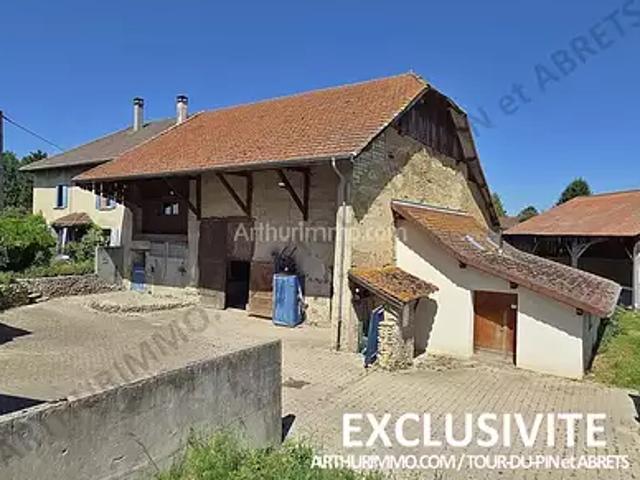 La Tour du Pin 38110 Achat / Vente maison 7 pièces t7 cave