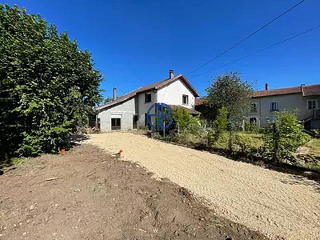 La Tour du Pin 38110 Achat / Vente maison 5 pièces t5 au dernier étage