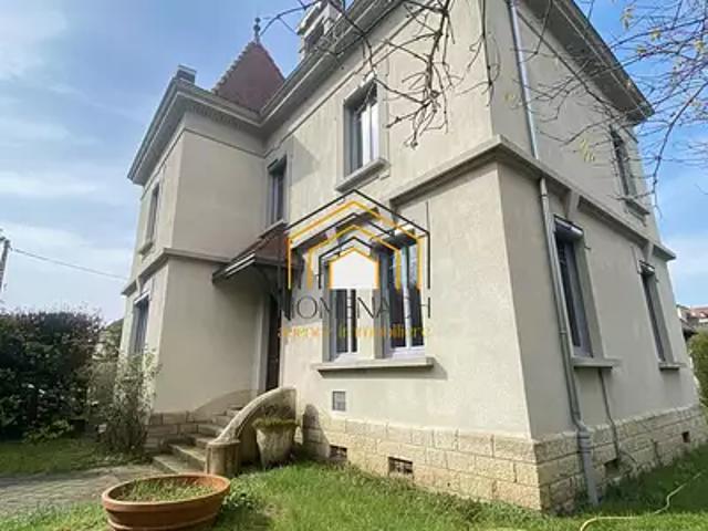 La Tour du Pin 38110 Achat / Vente maison 8 pièces t8 piscine