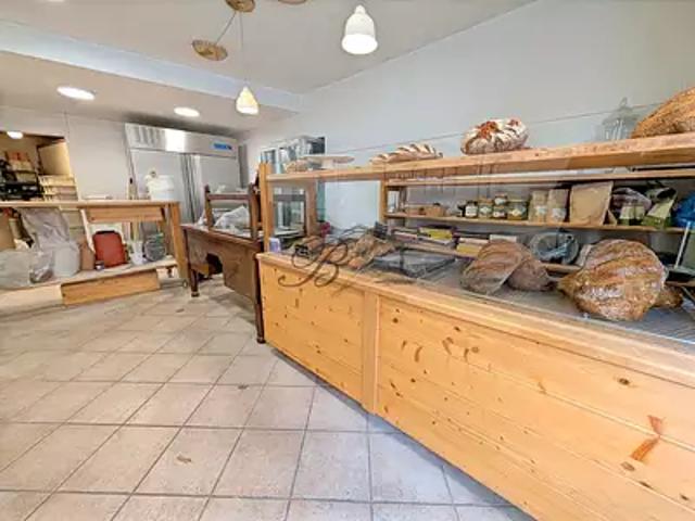 La Tour d'Aigues 84240 Achat / Vente divers 2 pièces
