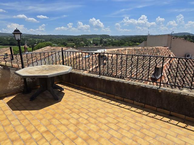 La Tour d'Aigues Vente Appartement 84