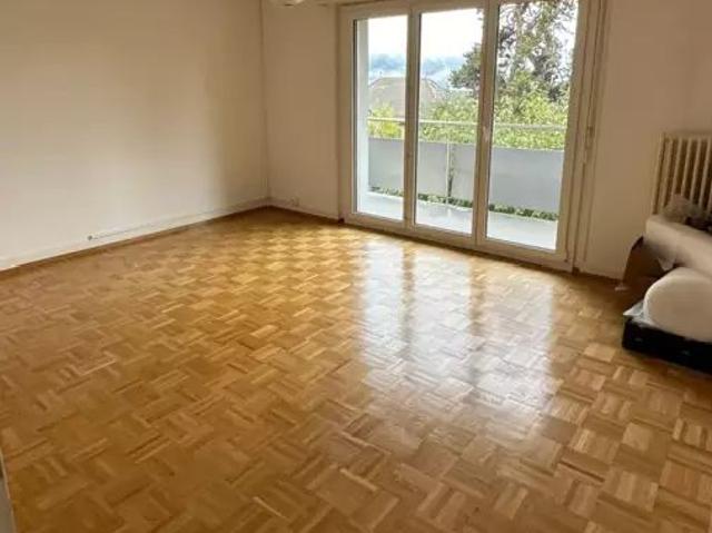 La Tour de Peilz avenue de la Perrausaz 14 appartement de 4.5 pièces au 2ème étage