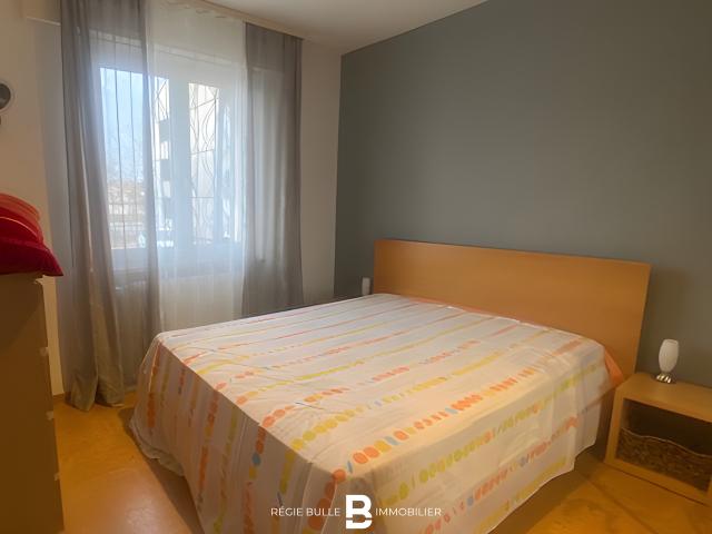 La tour de Trême – Charmante, renovierte 3,5 Zimmer Wohnung zur Miete