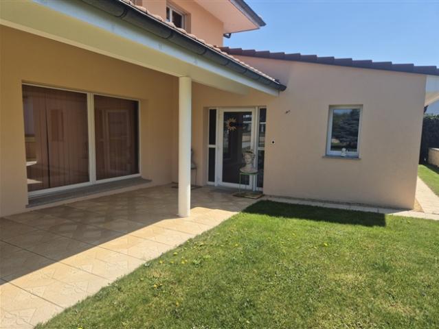 LA TOUR DE TRÊME / Räumlichkeiten von 13 m²
