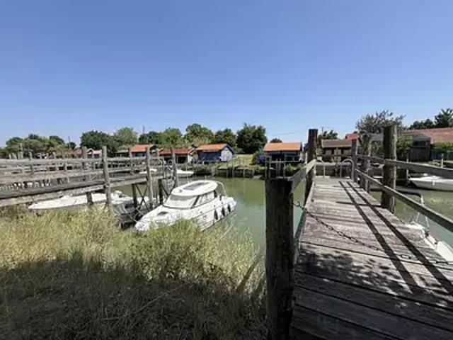La Tremblade 17390 Achat / Vente appartement 2 pièces t2 parking