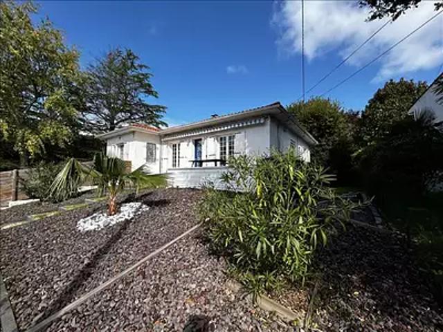 La Tremblade 17390 Achat / Vente maison 7 pièces t7 parking