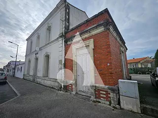 La Tremblade 17390 Achat / Vente maison 8 pièces t8 au dernier étage