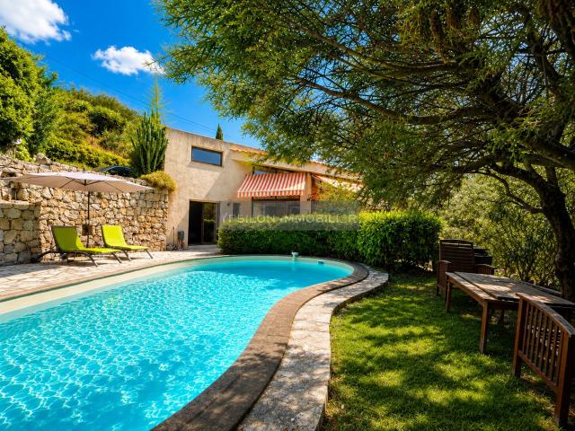 LA TRINITÉ MAISON D’ARCHITECTE PISCINE JARDIN