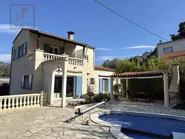 La Trinité 06340 Achat / Vente maison 5 pièces t5 piscine