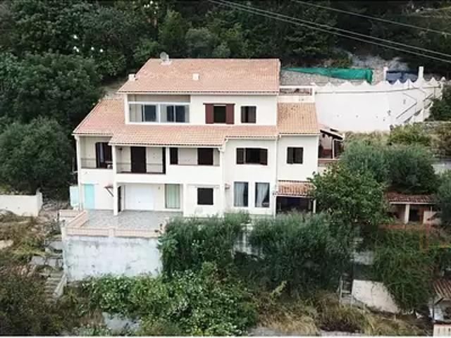 La Turbie 06320 Achat / Vente maison 10 pièces t10 piscine terrasse