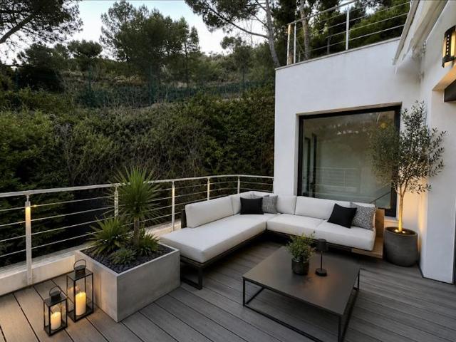 La Turbie Magnifique Villa Design De 200M2, 4 Chambres, Sur. 200m² La Turbie