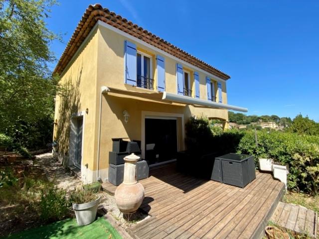LA TURBIE MAISON FAMILIALE DE 140M² A VENDRE JARDIN DE 586M² BELLE VUE MER QUARTIER RESIDENTIEL GRAND GARAGE ET STATIONNEMENTS PROCHE DU VILLAGE A PIED