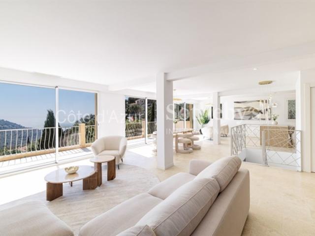 La Turbie villa 236 m² terrain 2000 m² vue mer et montagne piscine proche Monaco