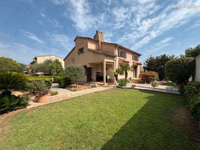 LA VALETTE DU VAR: Villa T6 de 198m2