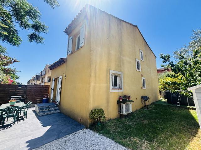 La Valette du var, au calme, Villa T4/5 en excellent état d'environ 100 m2, quartier résidentiel