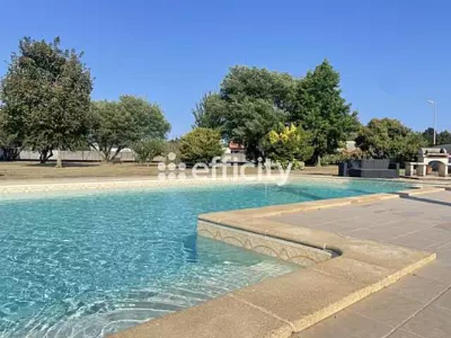 La Vallée 17250 Achat / Vente maison 10 pièces t10 piscine jardin