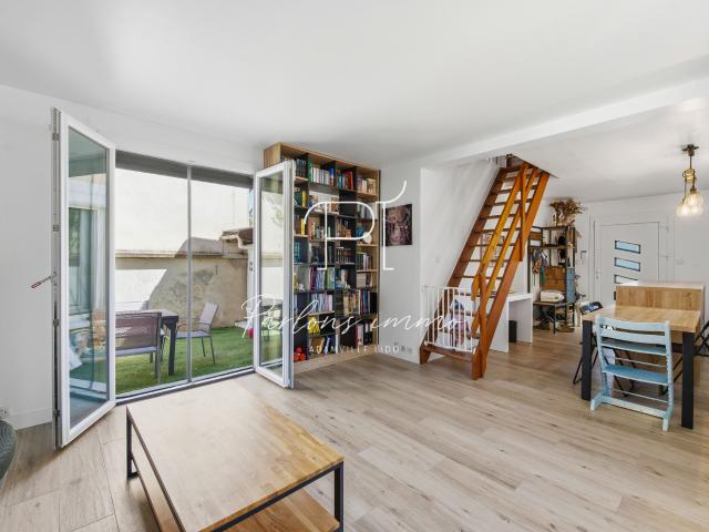 La Varenne Maison rénovée avec jardin et terrasse