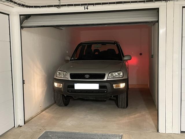 La Varenne centre garage sous sol pres marché