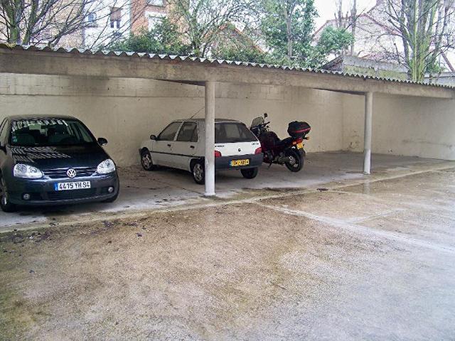 La Varenne St Hilaire Location Parking / Garage 94