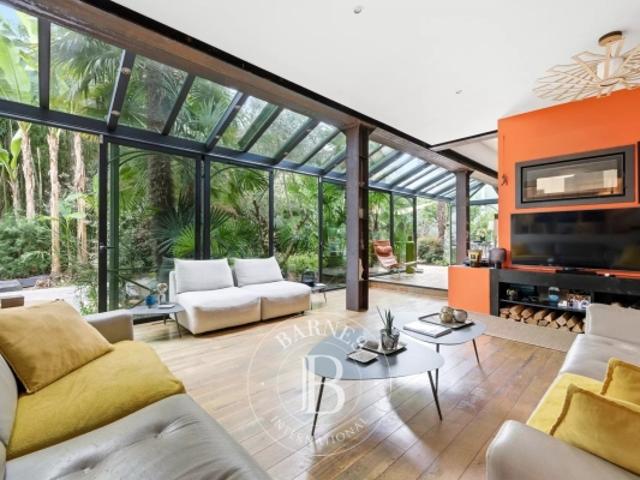 LA VARENNE ST HILAIRE, maison à vendre, 8 pièces, 222 m²