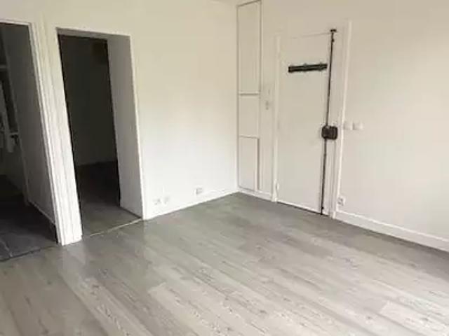La Varenne Saint Hilaire 94210 Achat / Vente appartement 2 pièces t2 terrasse cave