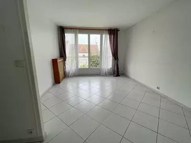 La Varenne Saint Hilaire 94210 Location appartement 3 pièces t3 parking